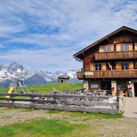 Almgasthaus Glocknerblick Großkirchheim 外观 照片